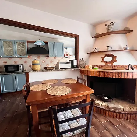 Autentica Dell'isola-casama Tra Mari E Monti Синискола