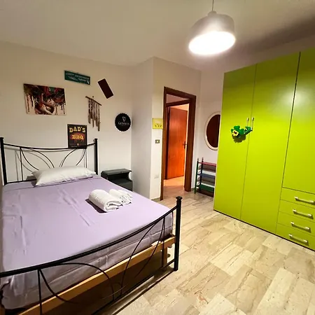 Autentica Dell'isola-casama Tra Mari E Monti * Синискола